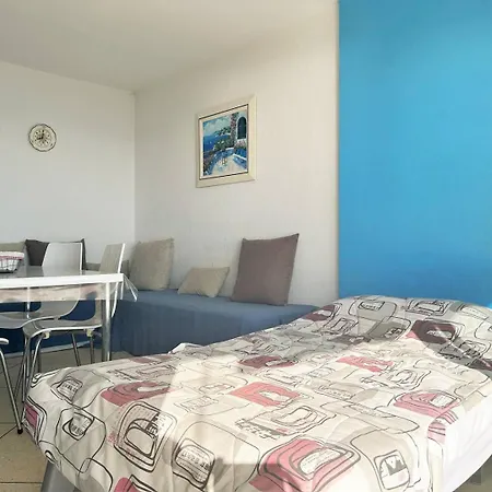 Apartment Lv280-g025 2 Couchages Le Lavandou